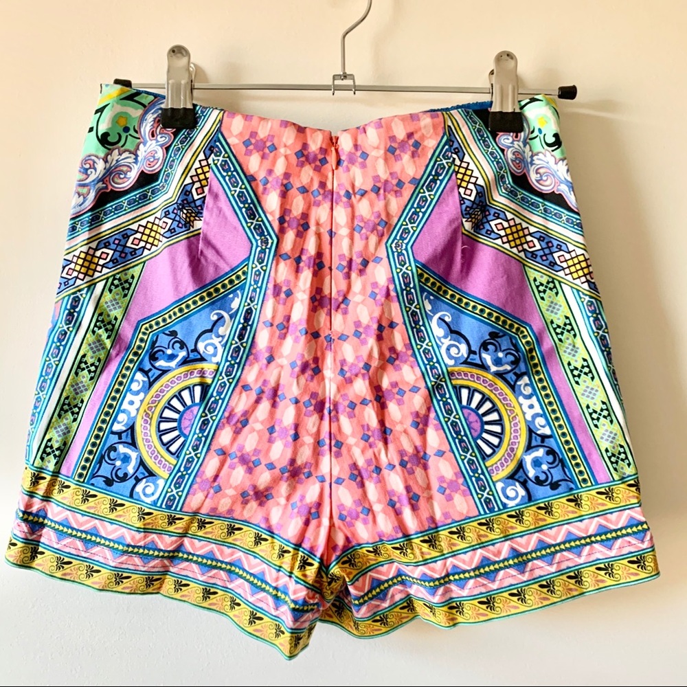 Flying tomato boho paisley print high waist shorts